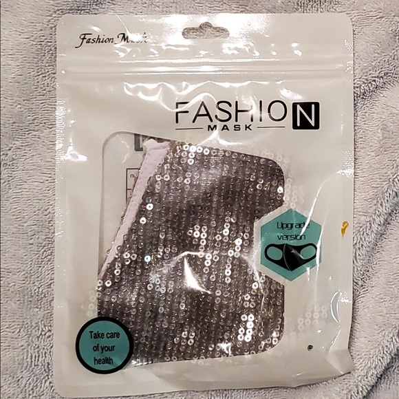 Masks - Picture 5 of 7